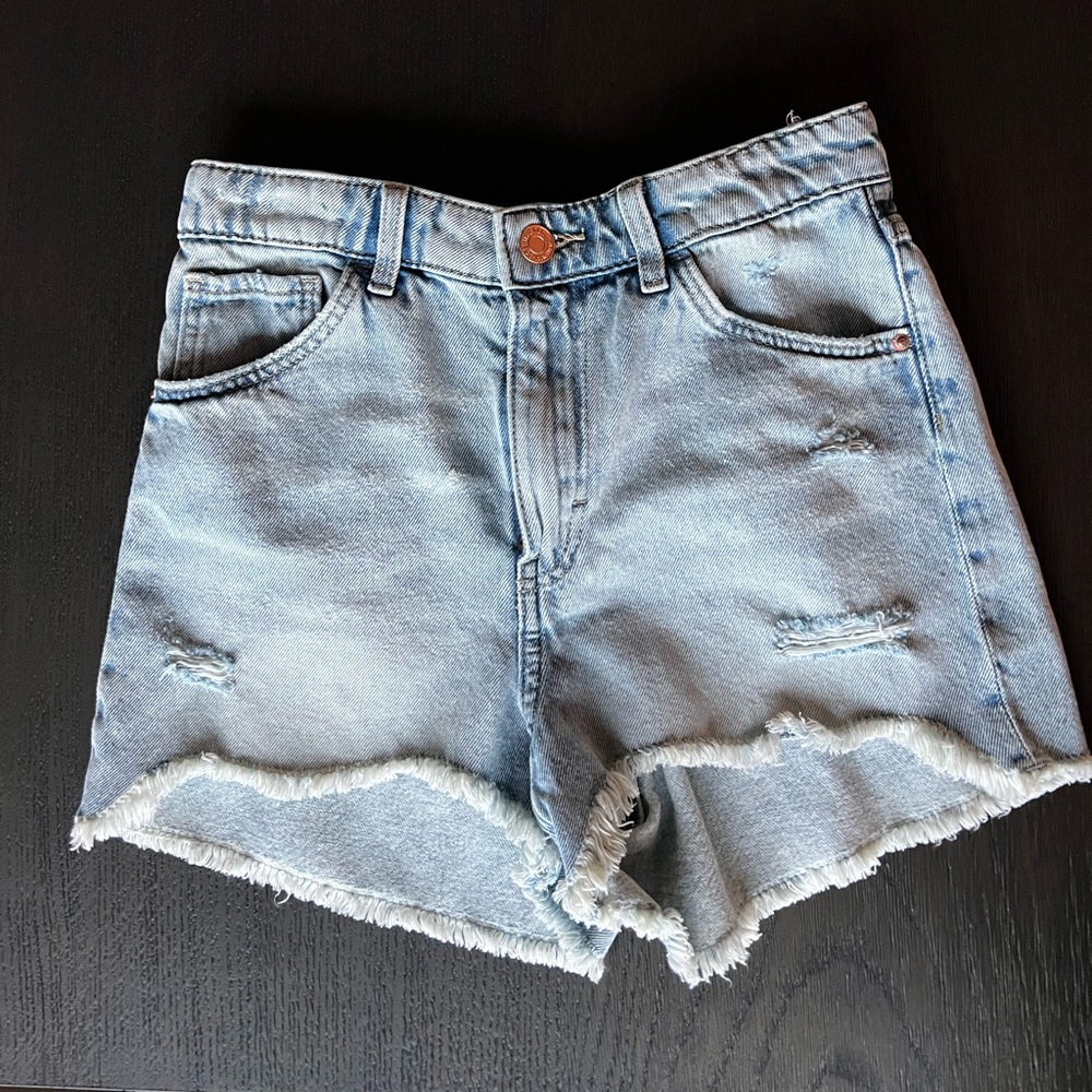 NEW H&M Light Blue Frayed Jean Shorts (Big Kids size 12)